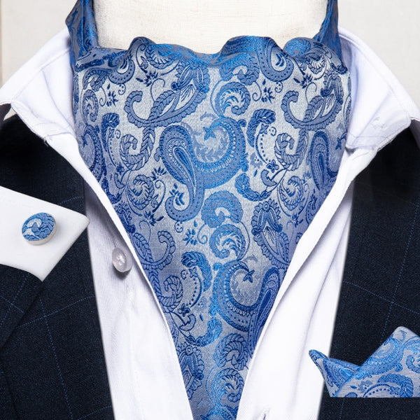 Cravate Ascot Bleu Clair Baroque